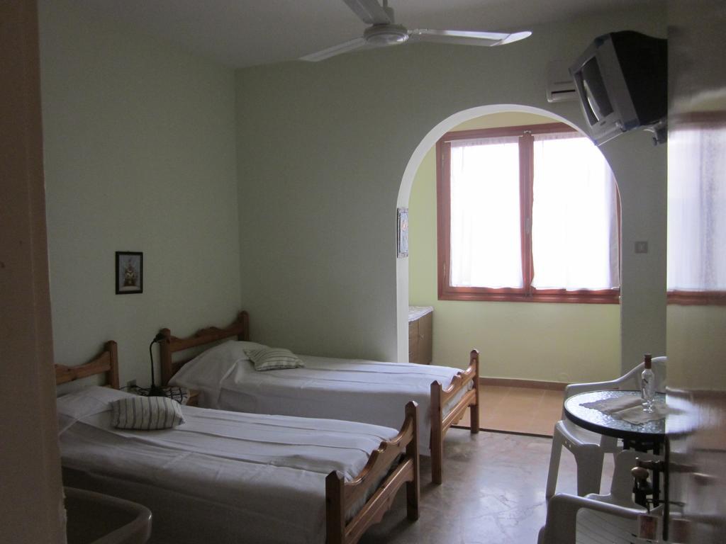 Tina Rooms Gialtra Exteriér fotografie